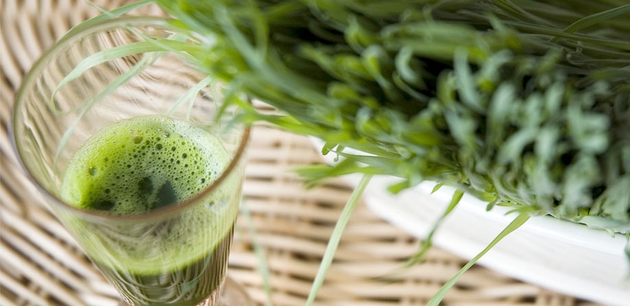 Tired Eyes?  Bathe Your Eyes with Wheatgrass Juice