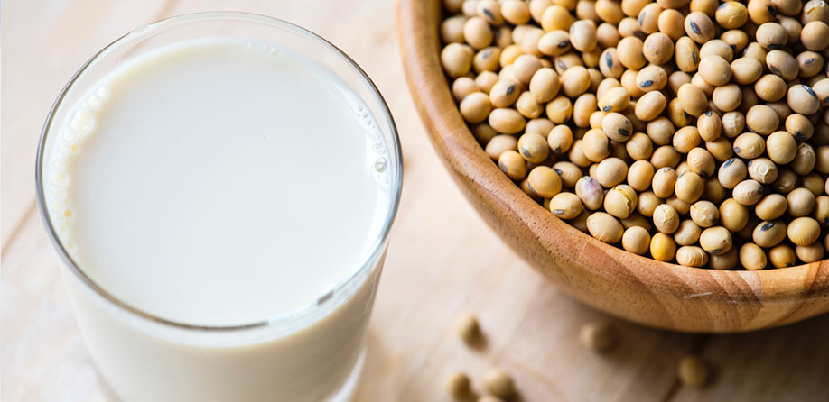 Soya beans and milk